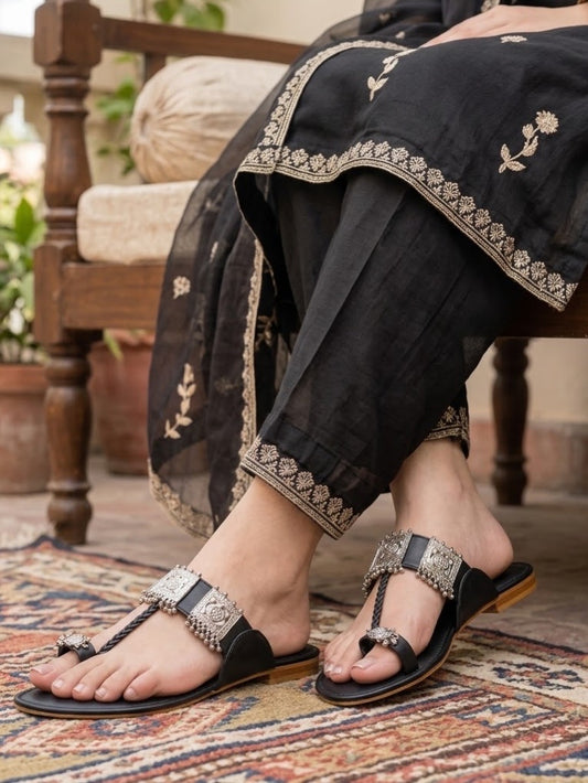 The Black Silver Motif Kolapuri.