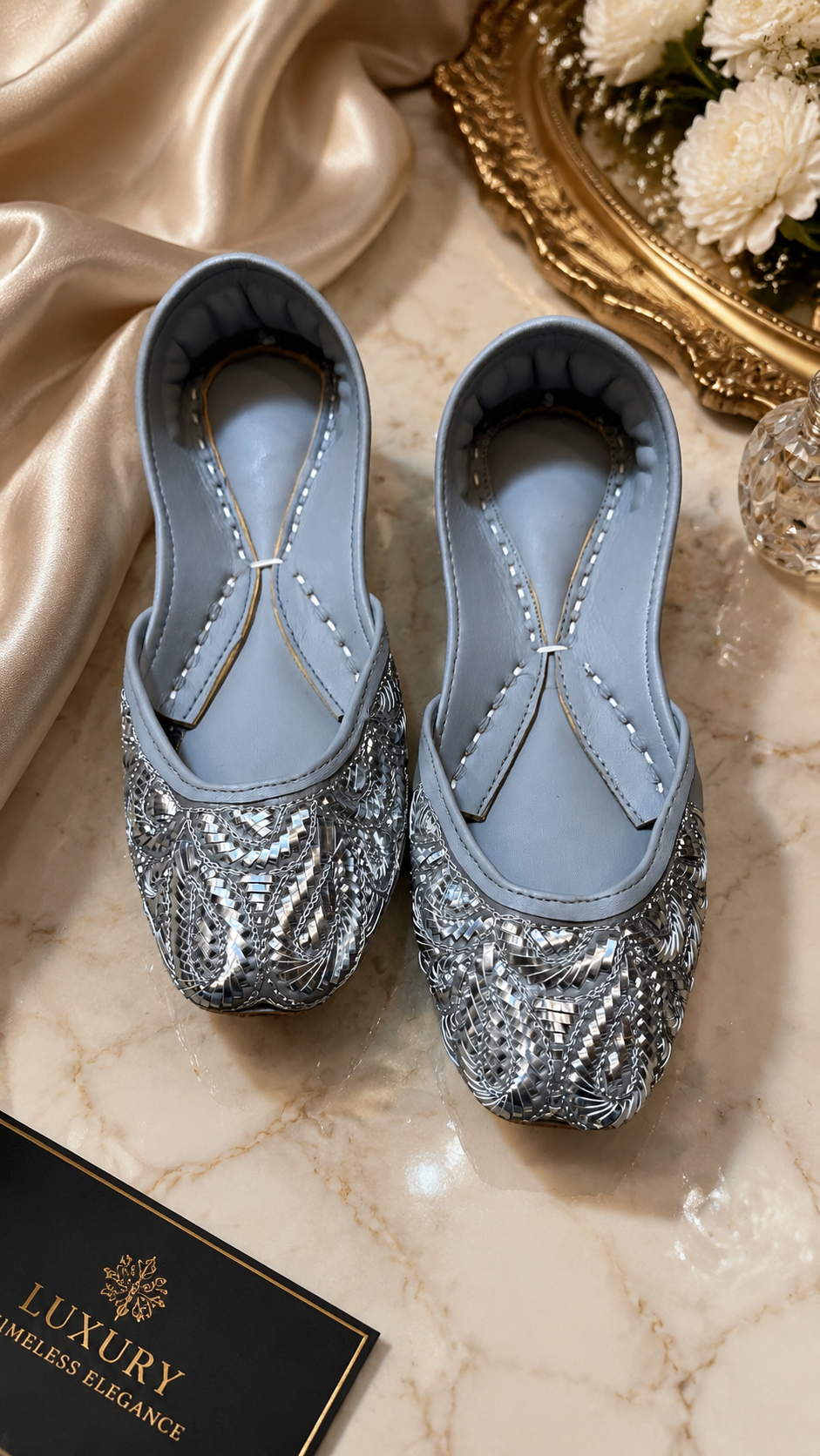 Silver kamdani khussa