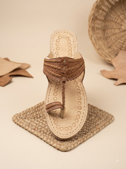 Casual leather kolapuri