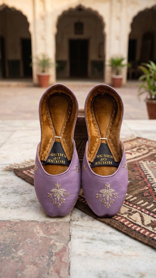 Noor-e-Zari  Lavender Embroidered Khussa