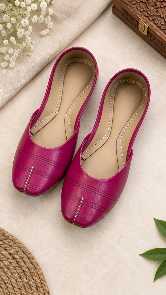 Elegant Magenta Traditional khussa